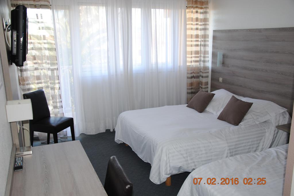 Hotel Albizzia Valras-Plage Room photo